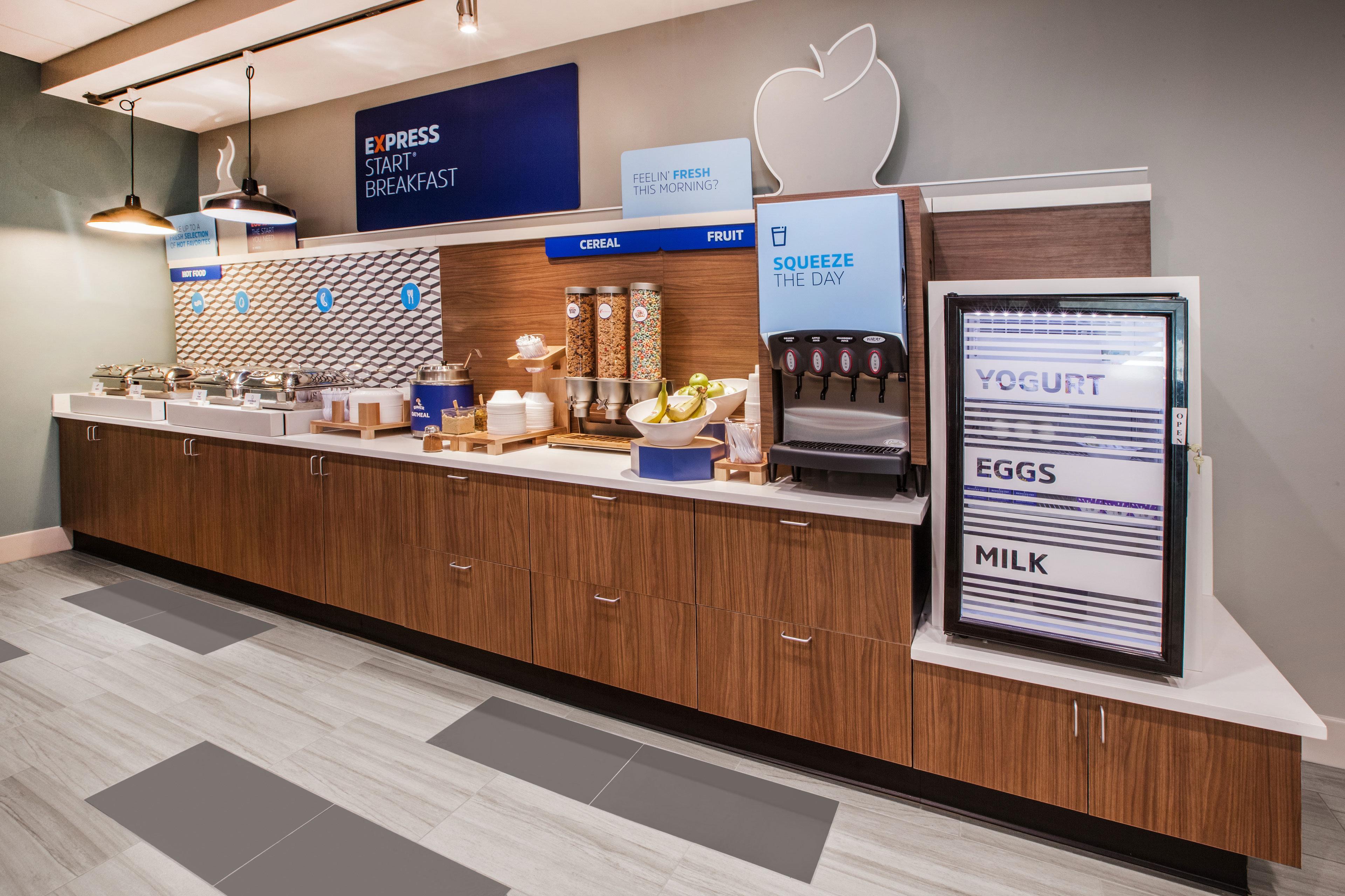 Holiday Inn Express & Suites - Brighton South - Us 23 By Ihg Bagian luar foto